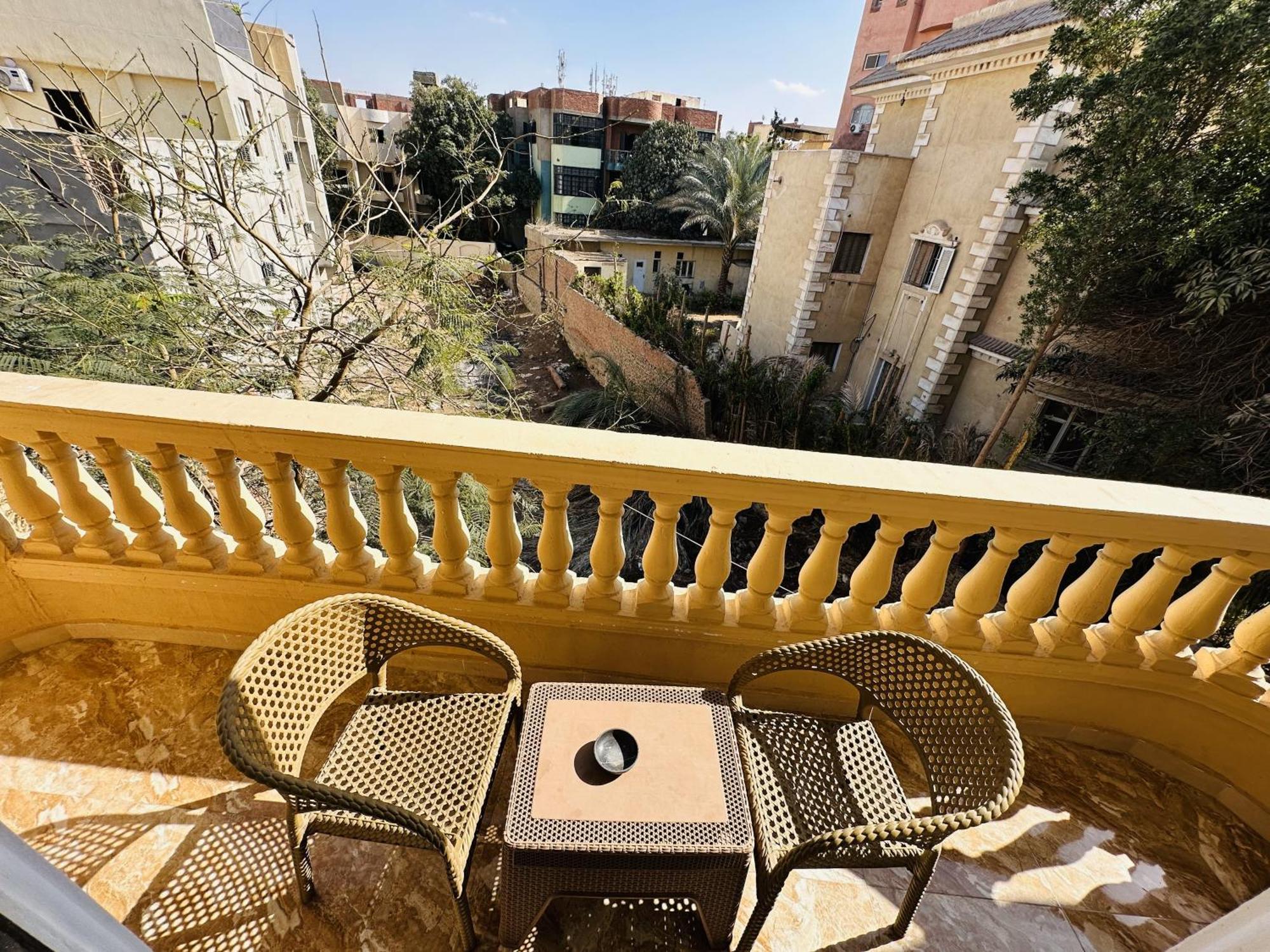 Chez L'Ami Hotel Kafret el-Gabal Kültér fotó