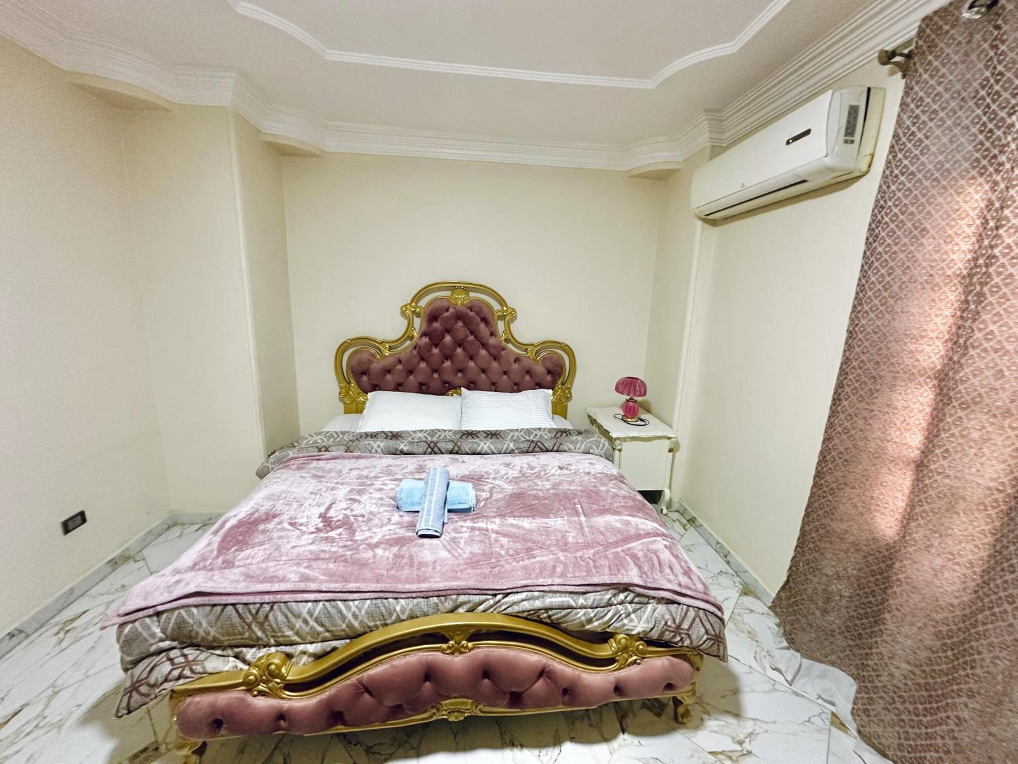 Chez L'Ami Hotel Kafret el-Gabal Kültér fotó