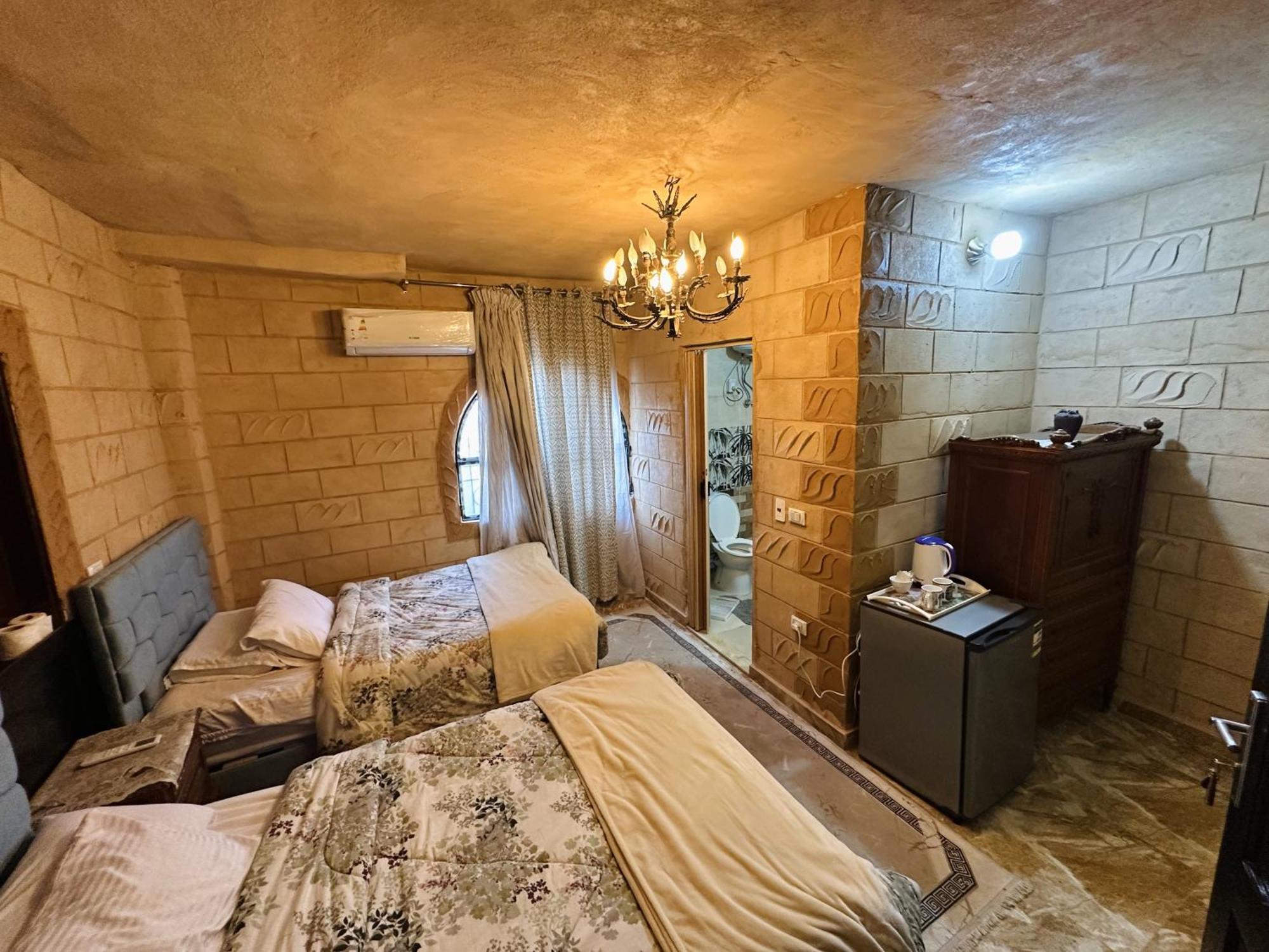Chez L'Ami Hotel Kafret el-Gabal Kültér fotó